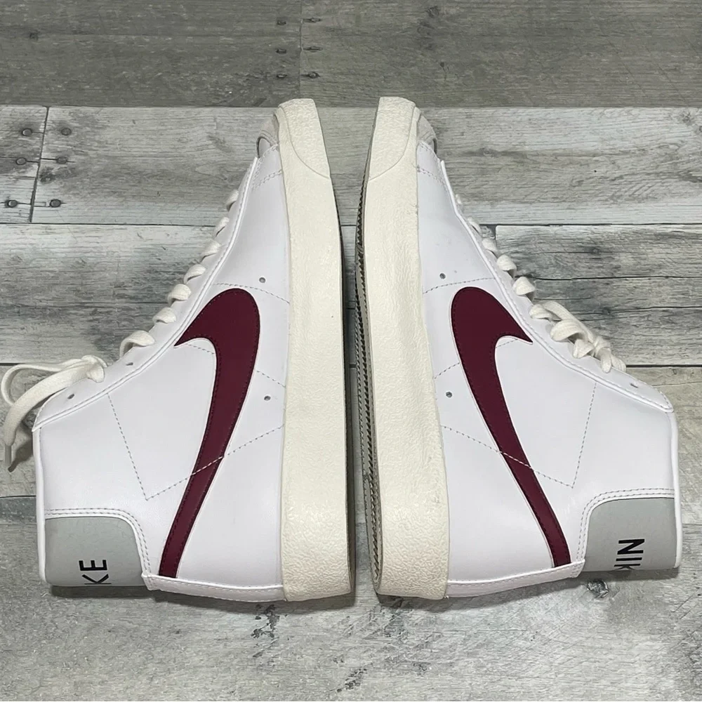 NIKE Blazer Mid '77 Vintage - White & Dark Beet Root - Sz - 8.5 . US Mens - Picture 7 of 12